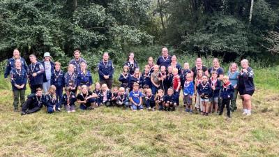 Fællesbillede af spejderne